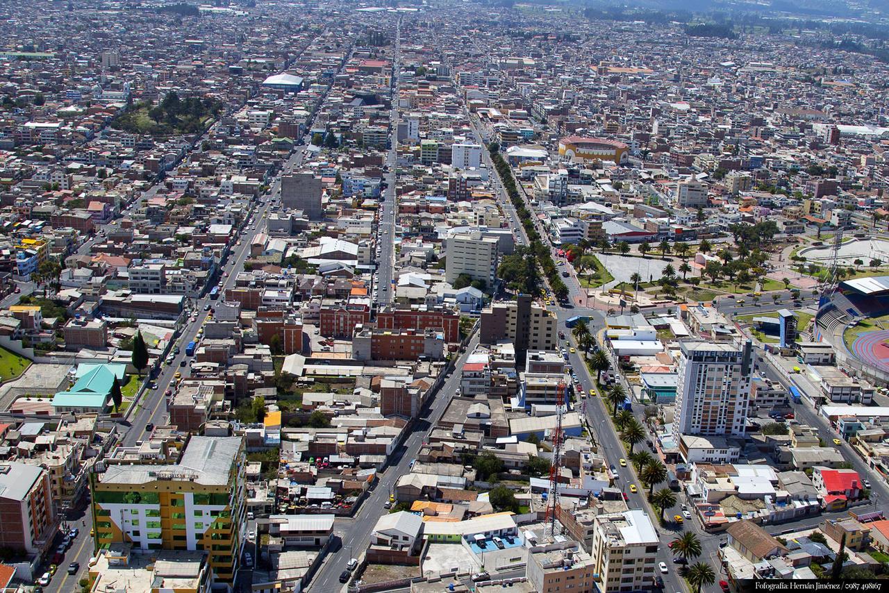 Hotel Zeus Riobamba Dış mekan fotoğraf